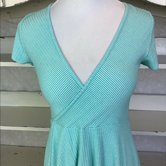 Green Wrap Dress - Picture 3 of 7